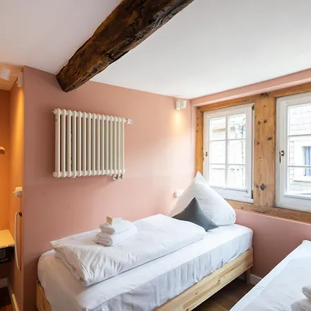 Boutique-hotel Stadtherberge 호텔 *